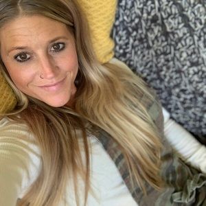 Meet your Posher, Kendra